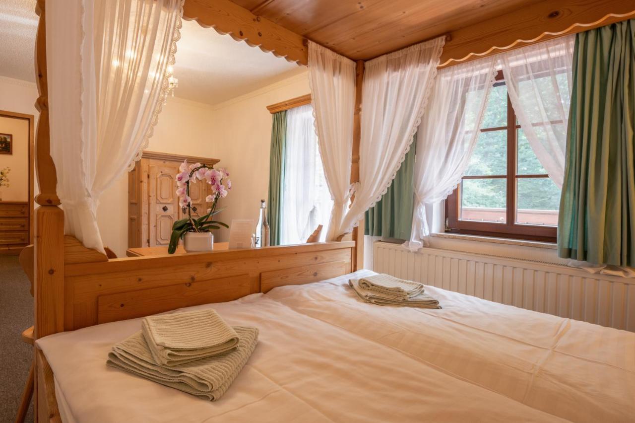 Zur Margarethenmuehle - Landgasthof Und Waldhotel Rosswein Экстерьер фото