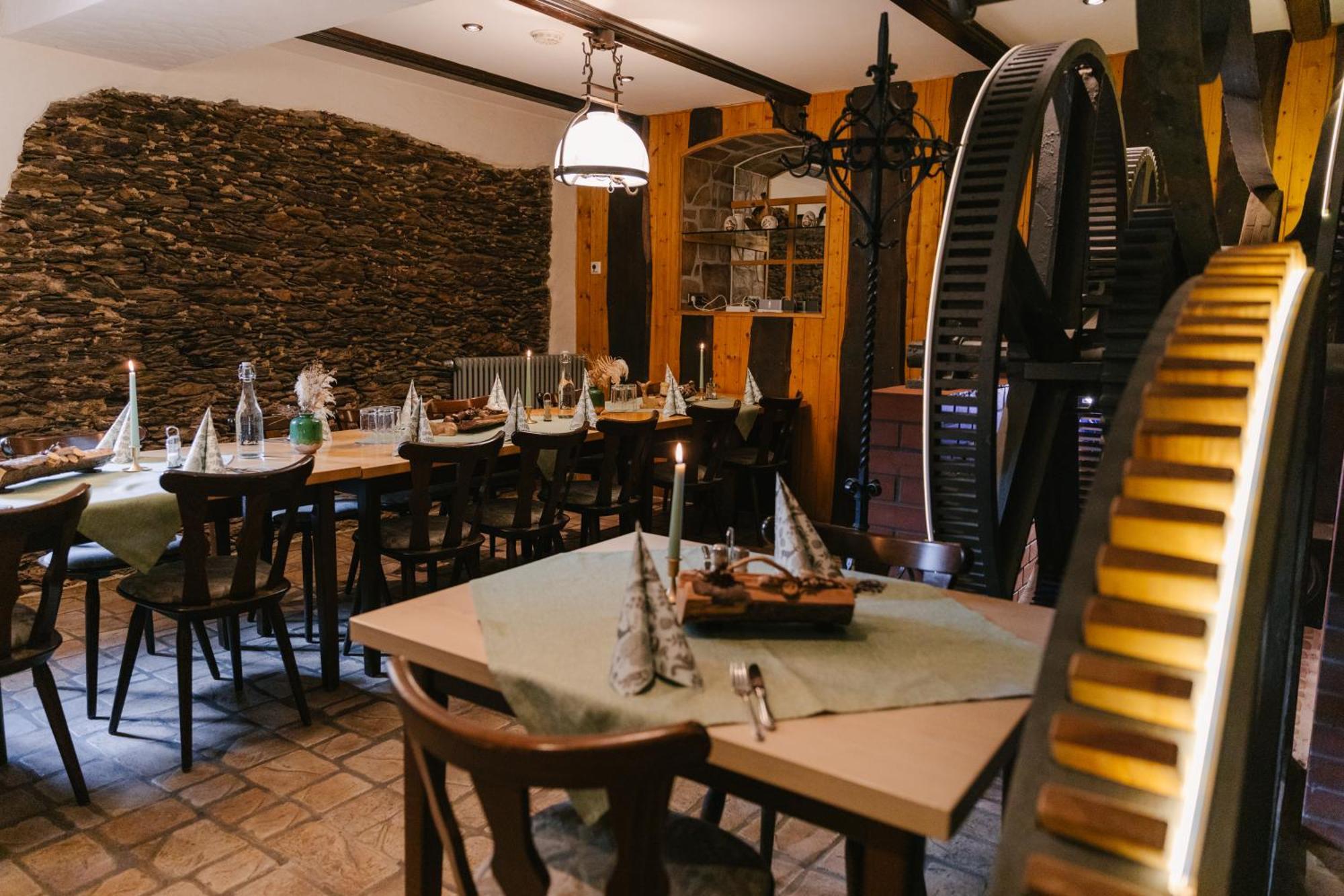 Zur Margarethenmuehle - Landgasthof Und Waldhotel Rosswein Экстерьер фото